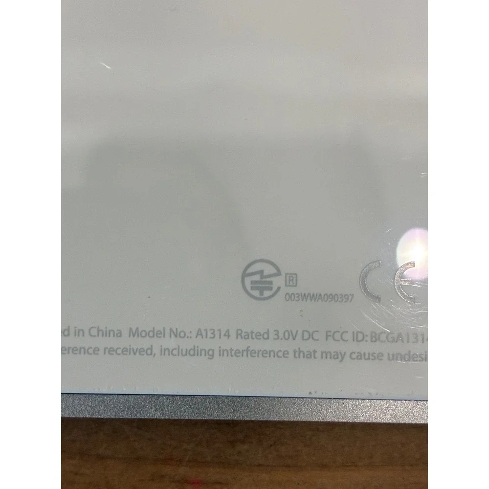 Apple Magic Keyboard Wireless Bluetooth Model A1314
